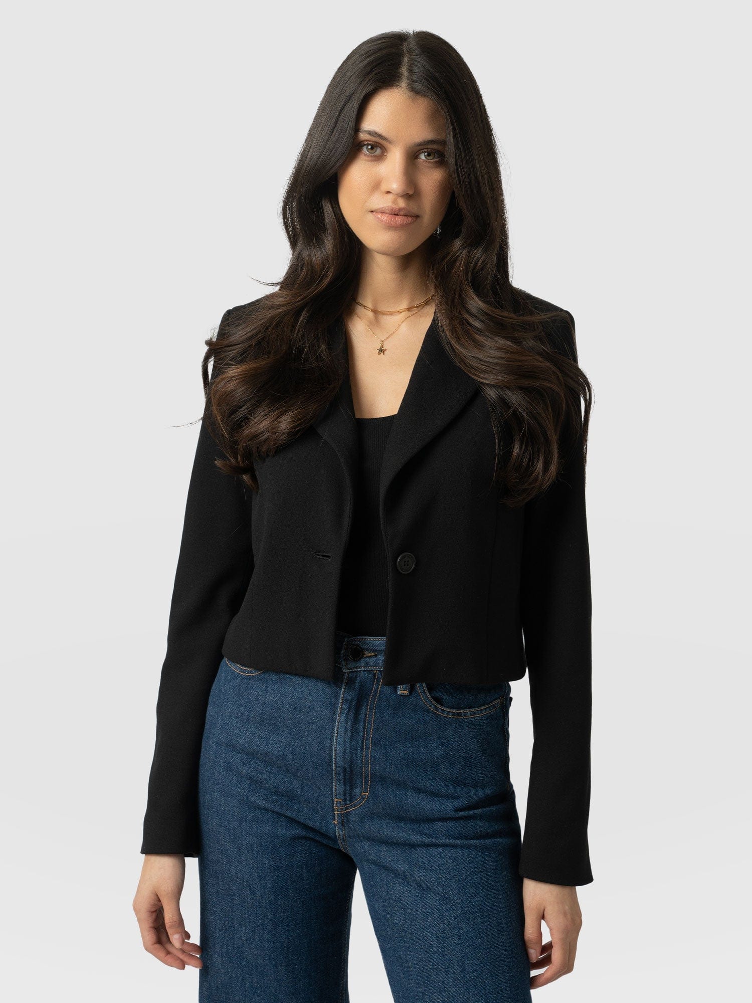 Astrid Cropped Blazer Black - Women's Blazers | Saint + Sofia® EU