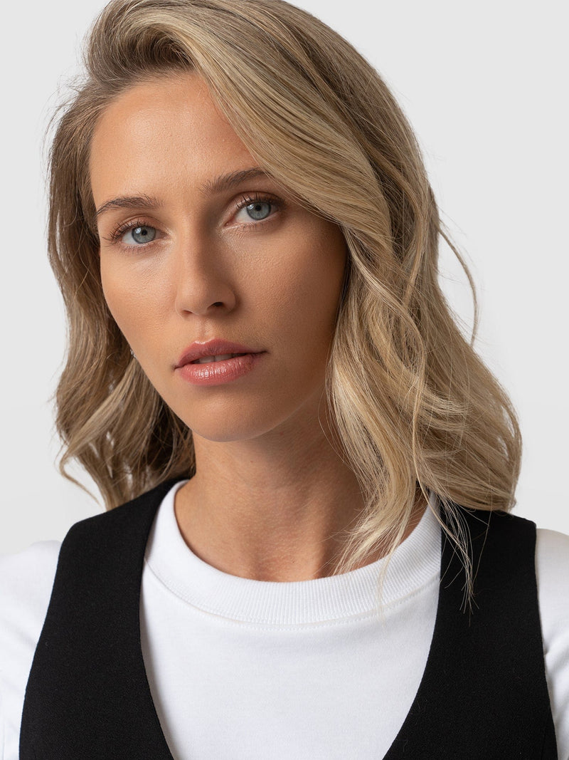 Astrid Waistcoat Black - Women's Blazers | Saint + Sofia® EU