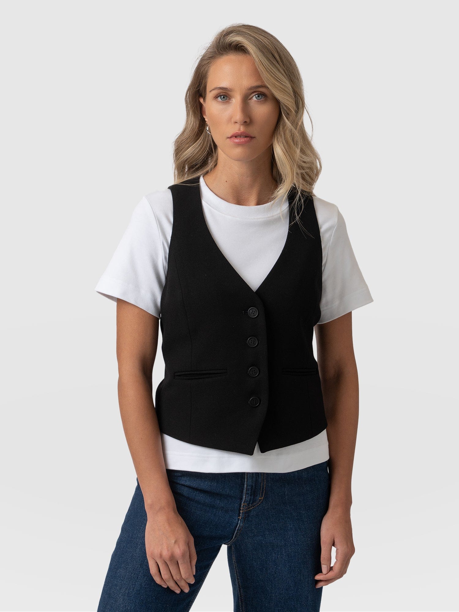 Astrid Waistcoat Black - Women's Blazers | Saint + Sofia® EU