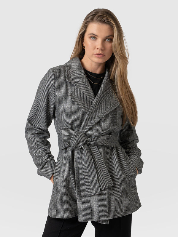 Audrey Wrap Coat Chevron - Women's Coats | Saint + Sofia® EU