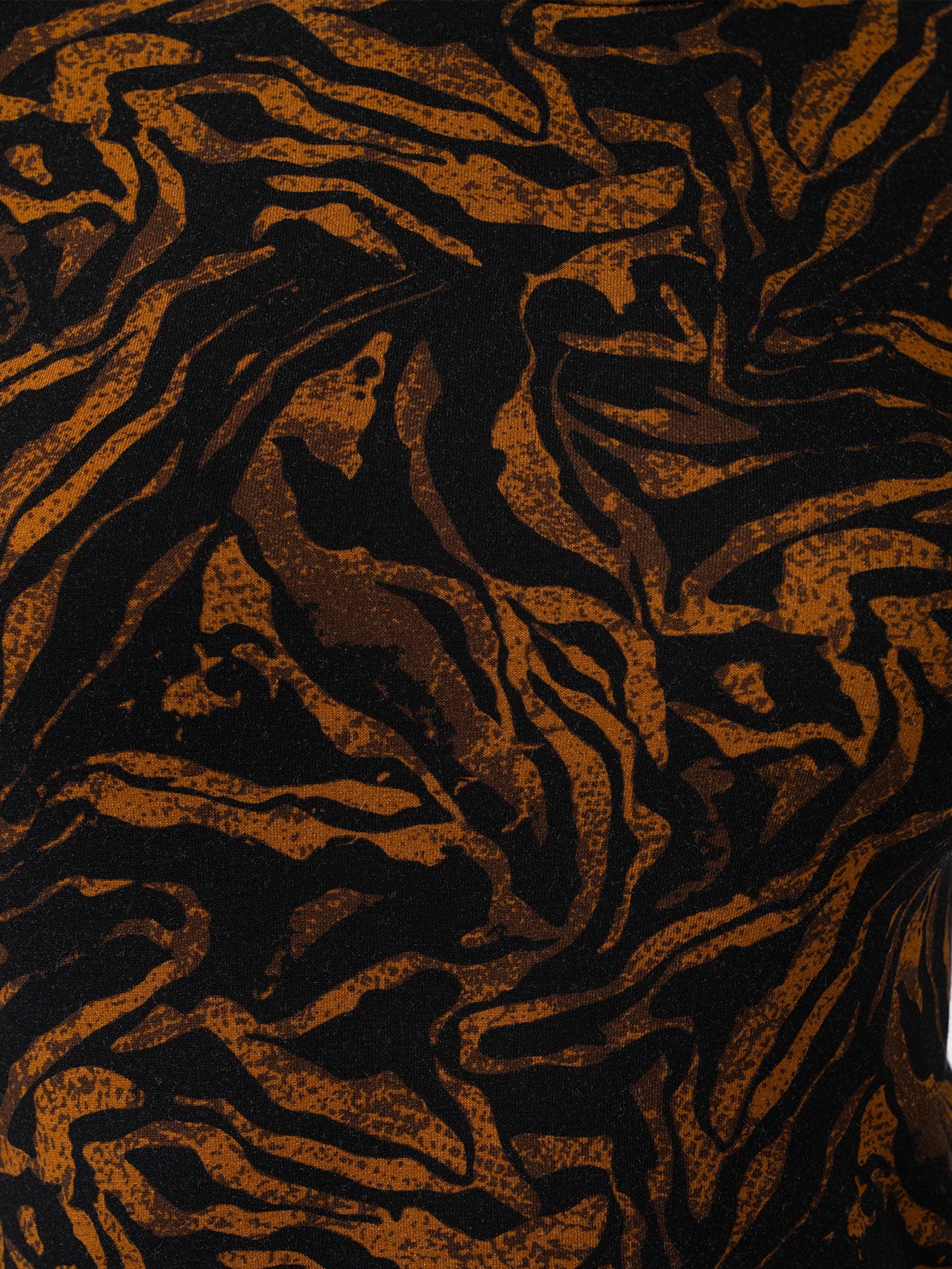 Austen Crew Neck Long Sleeve Tee - Brown Zebra - Women's T-shirts | Saint + Sofia® EU