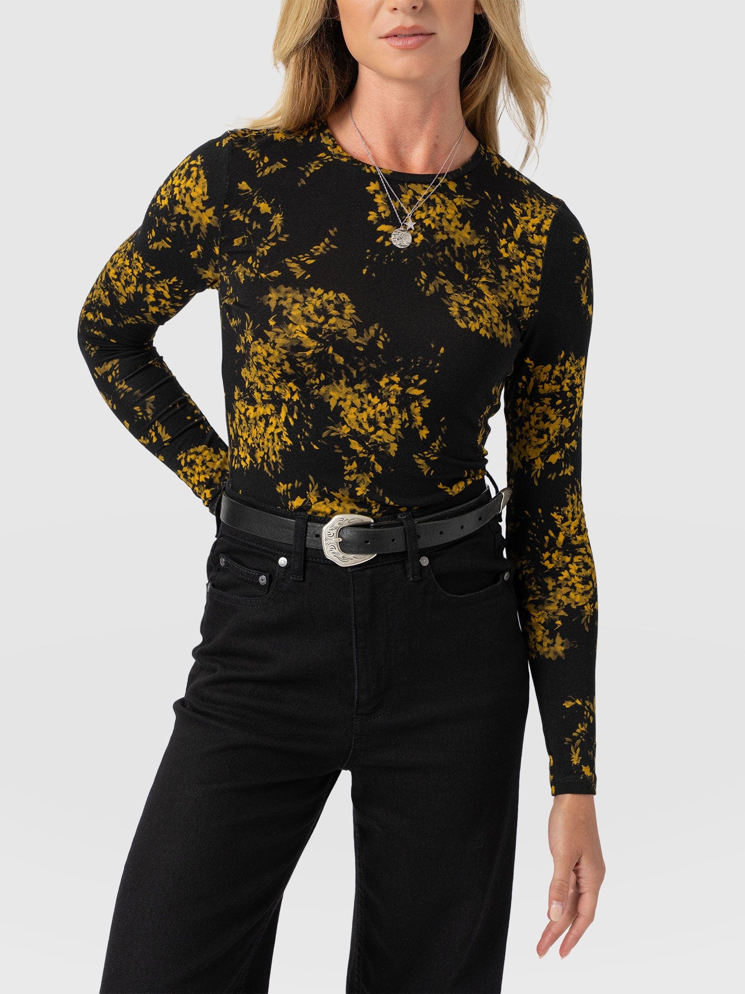 Austen Crew Neck Long Sleeve Tee - Yellow Mimosa - Women's T-shirts | Saint + Sofia® EU