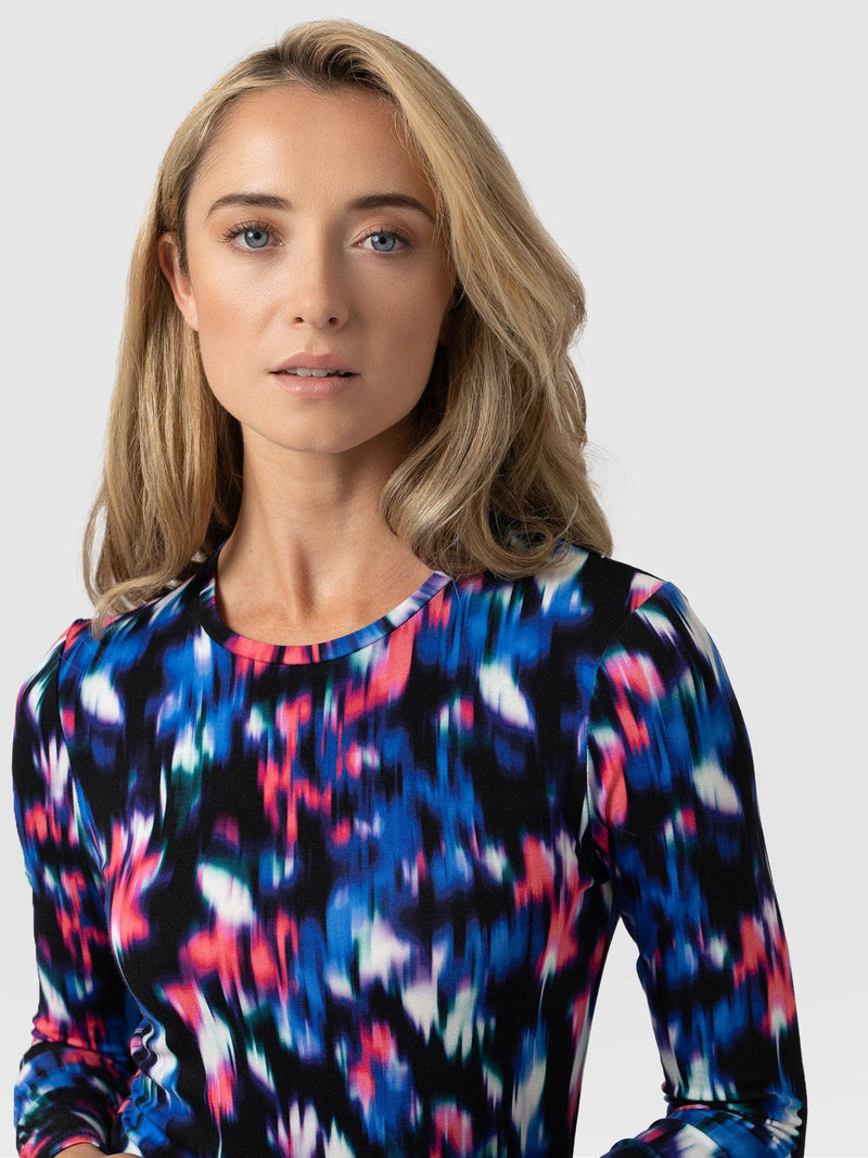 Austen Crew Neck Tee Digital Filter - Women's T-Shirts | Saint + Sofia® UK