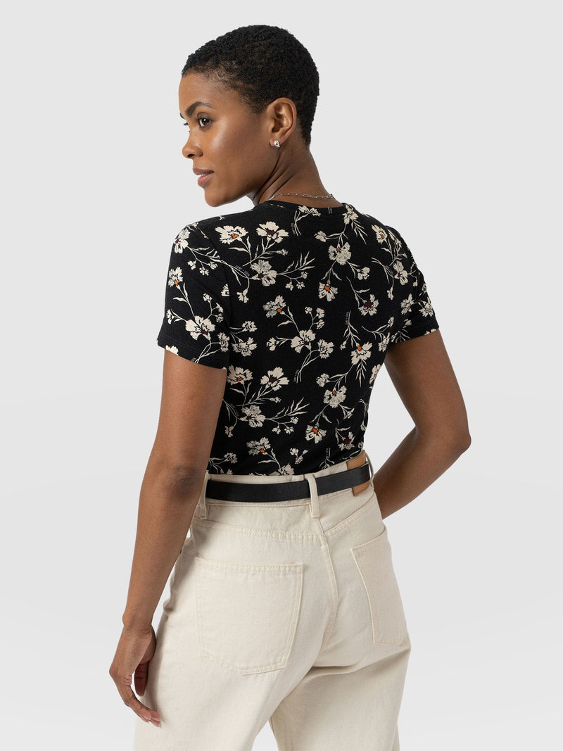 Austen Crew Neck Tee Short Sleeve - Black Spring Floral - Women's T-Shirts | Saint + Sofia® EU