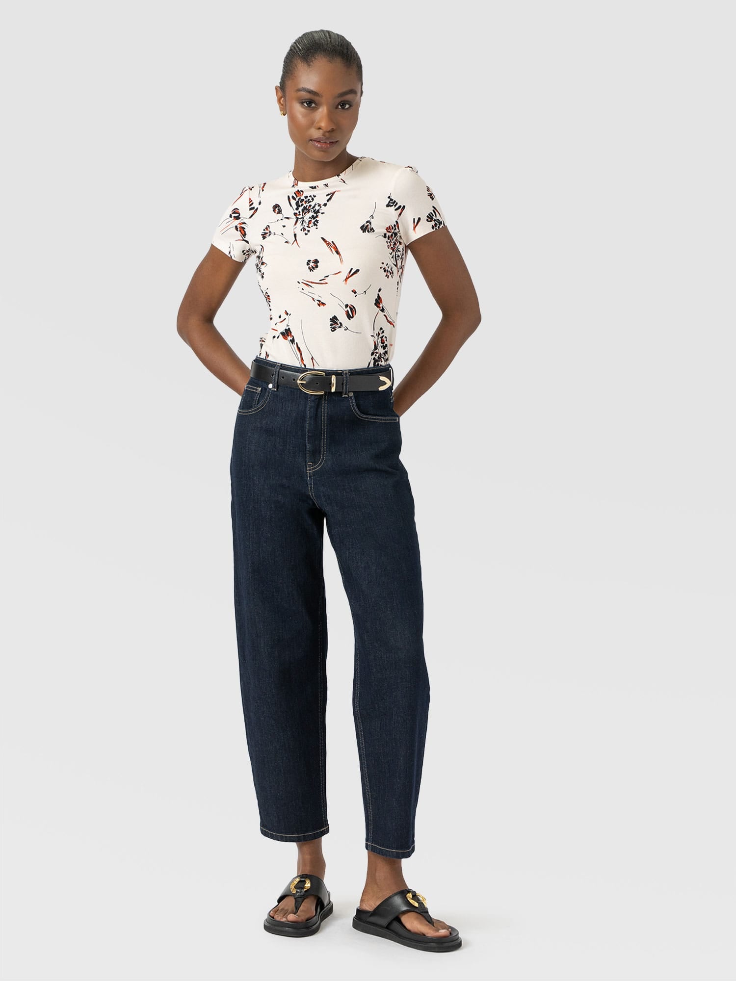 Austen Crew Neck Tee Short Sleeve - White Mist Floral - Women's T-shirts | Saint + Sofia® EU