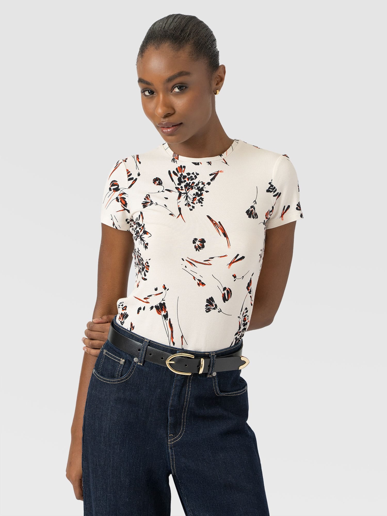 Austen Crew Neck Tee Short Sleeve - White Mist Floral - Women's T-shirts | Saint + Sofia® EU