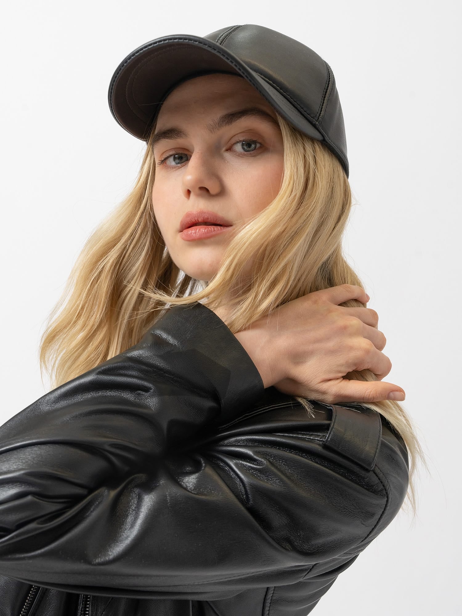 Avalon Leather Baseball Cap Black - Women's Hats | Saint and Sofia® EU