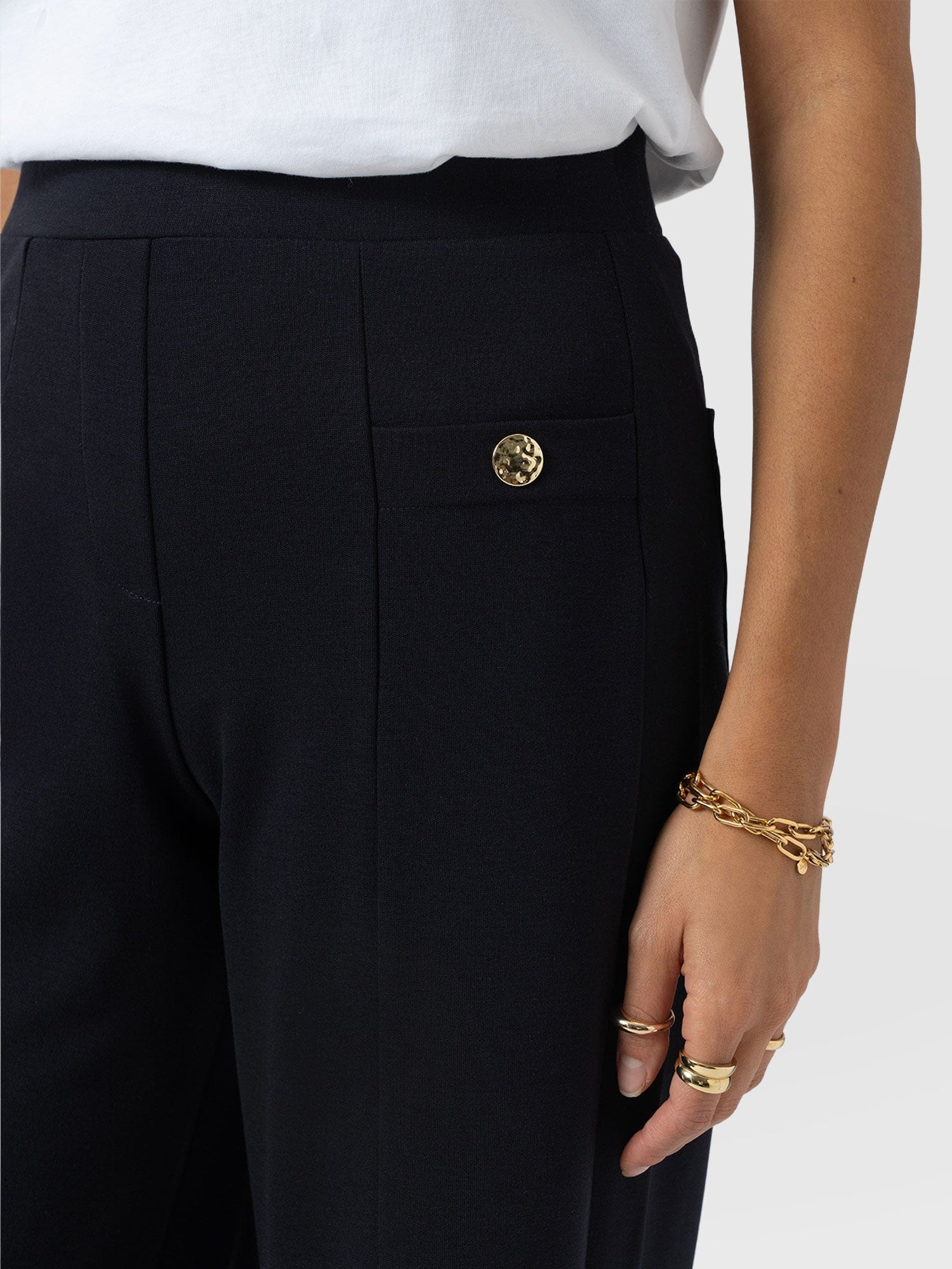 Averie Wide Leg Pant - Navy - Women's Trousers | Saint + Sofia® EU