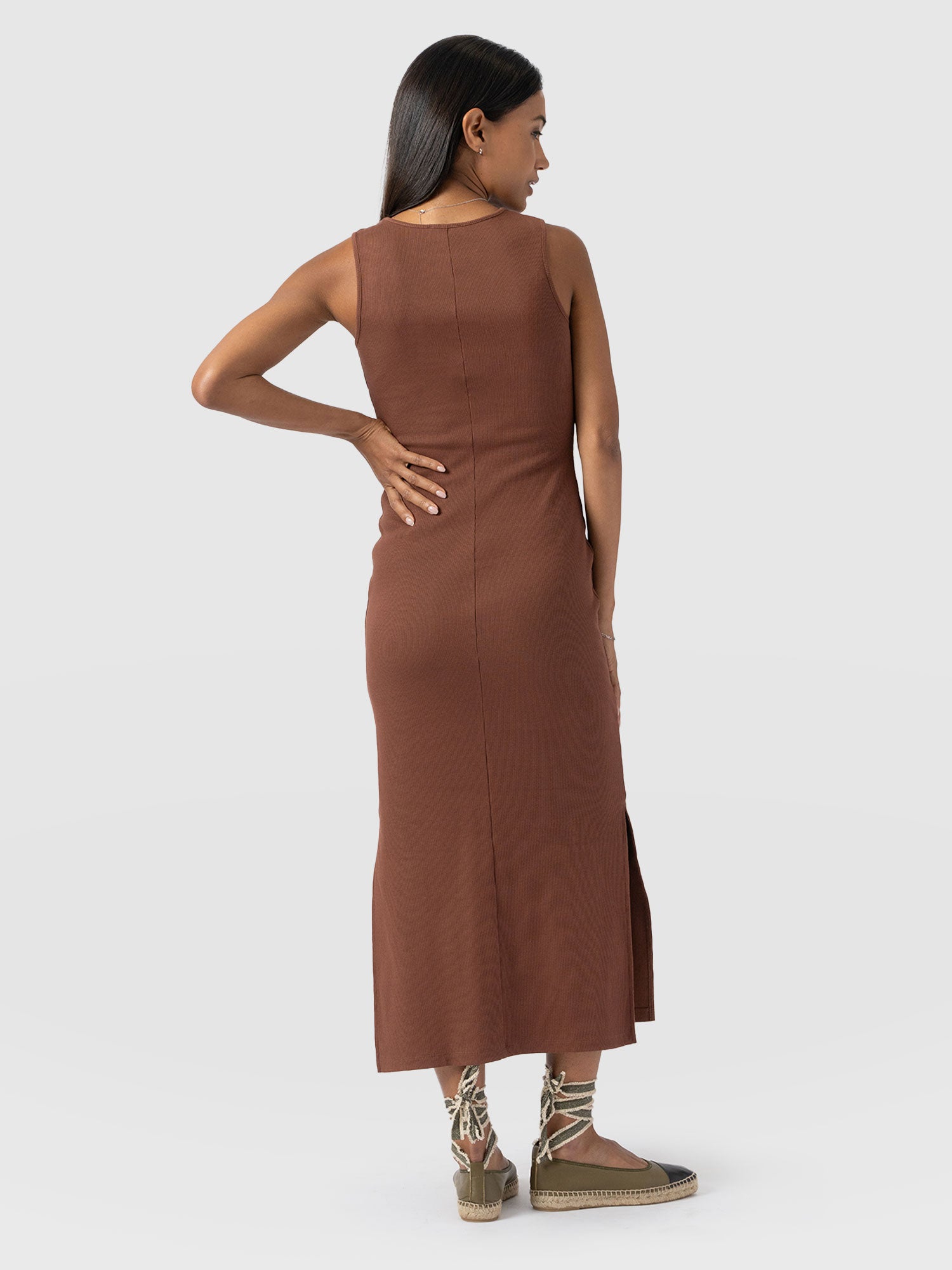 Axel Cut Out Dress - Russet Brown - Women's Dresss | Saint + Sofia® EU