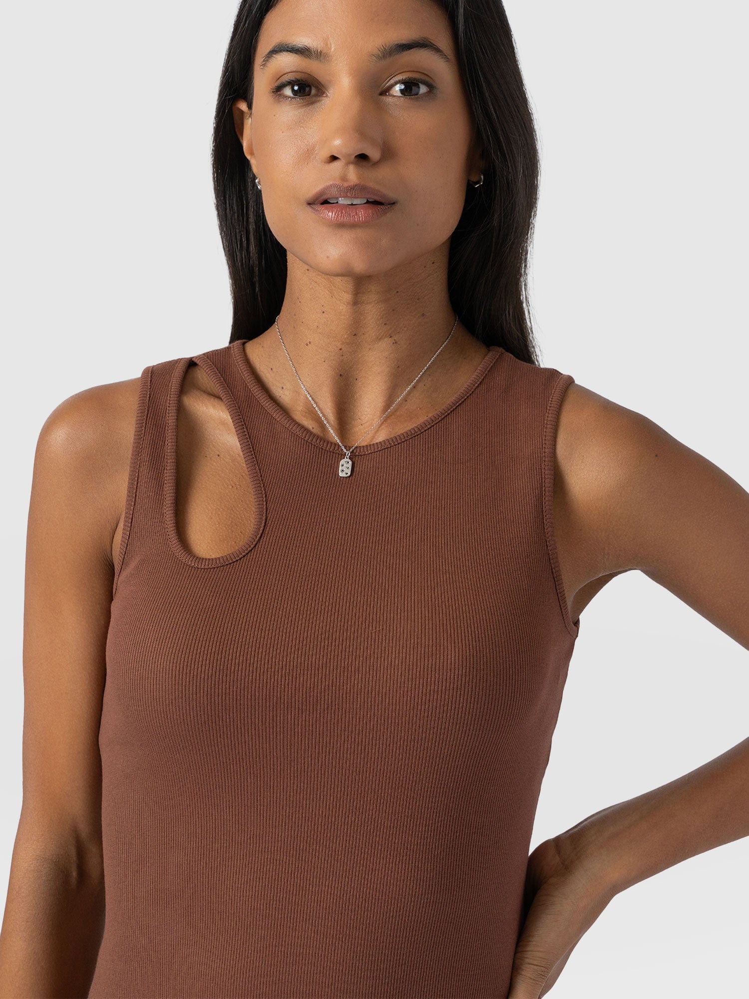 Axel Cut Out Dress - Russet Brown - Women's Dresss | Saint + Sofia® EU