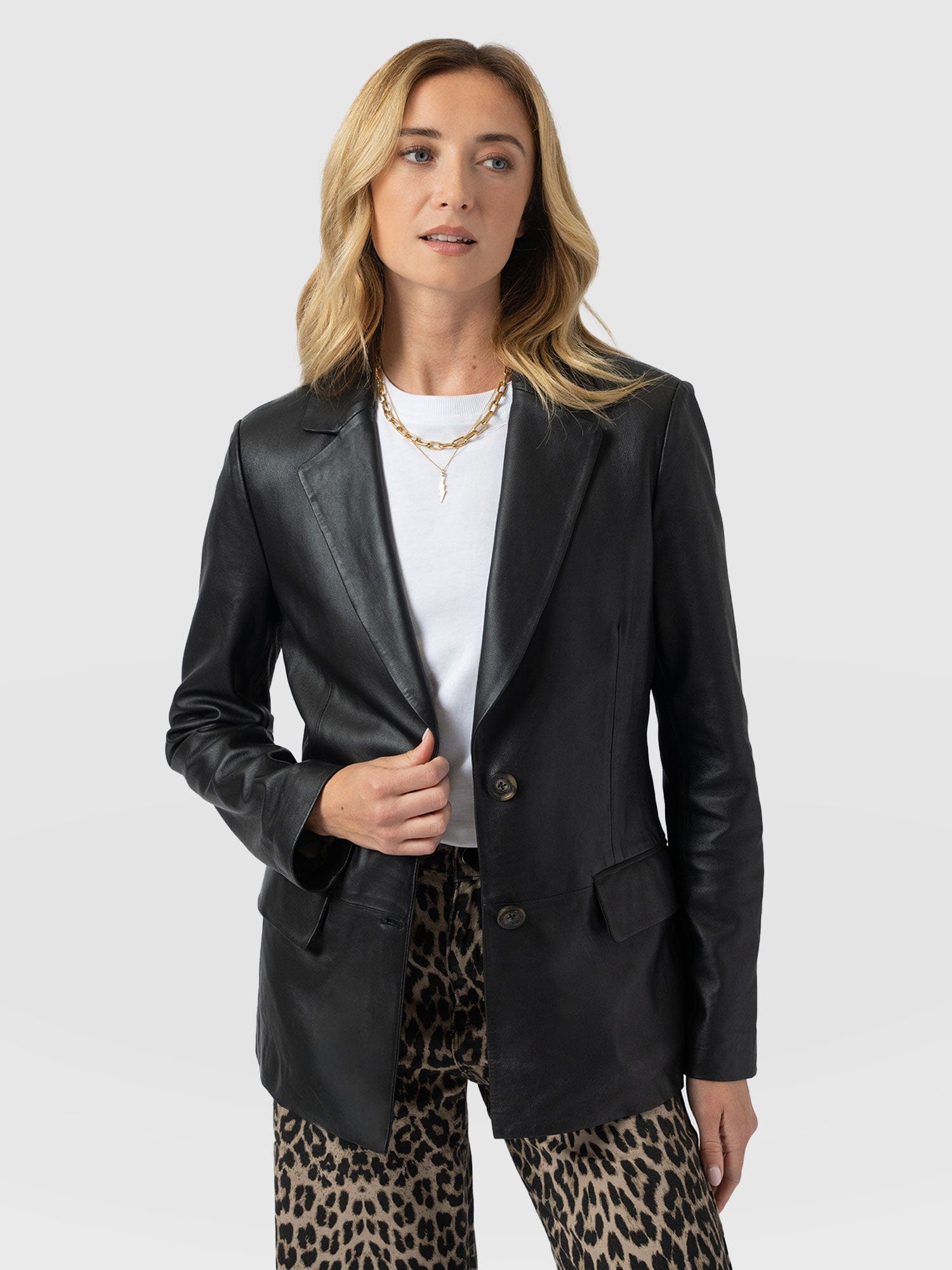 Axel Single Breasted Blazer - Black Leather - Women's Leathers | Saint + Sofia® EU