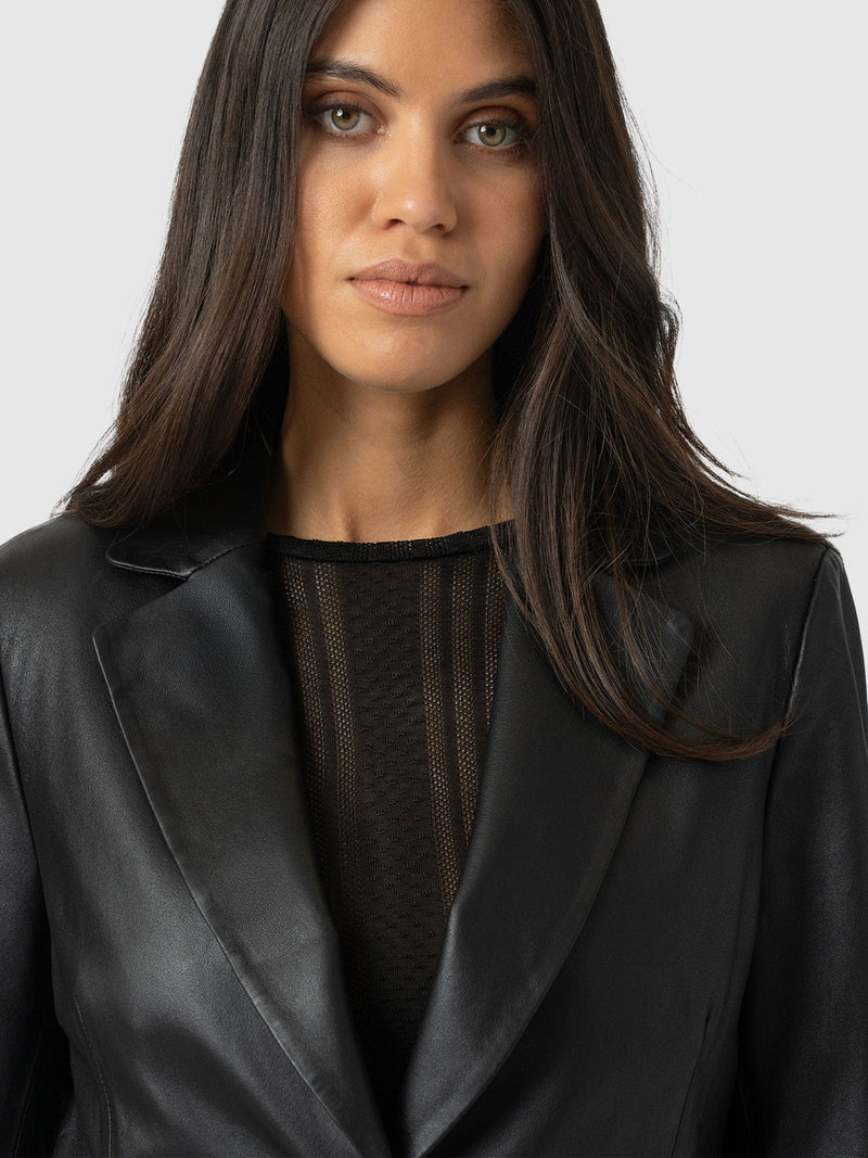 Axel Single Breasted Blazer - Black Leather - Women's Leathers | Saint + Sofia® EU