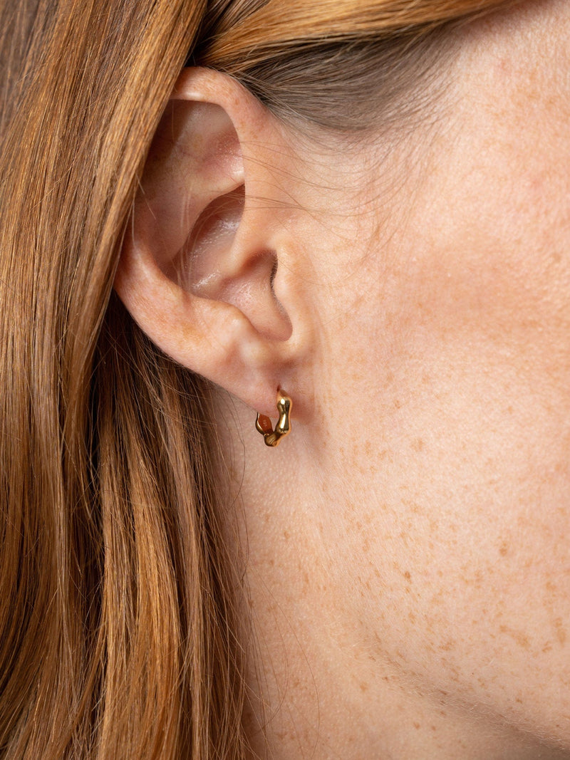 Bamboo Huggie Earrings Gold - Women's Jewellery |  Saint + Sofia® EU