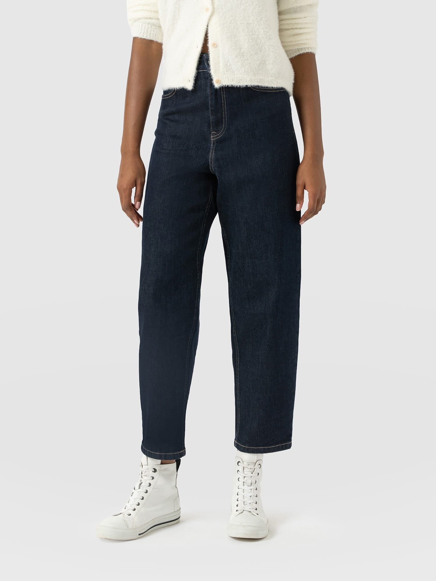 Barrel Leg Jean - Indigo - Women's Jeans | Saint and Sofia® EU
