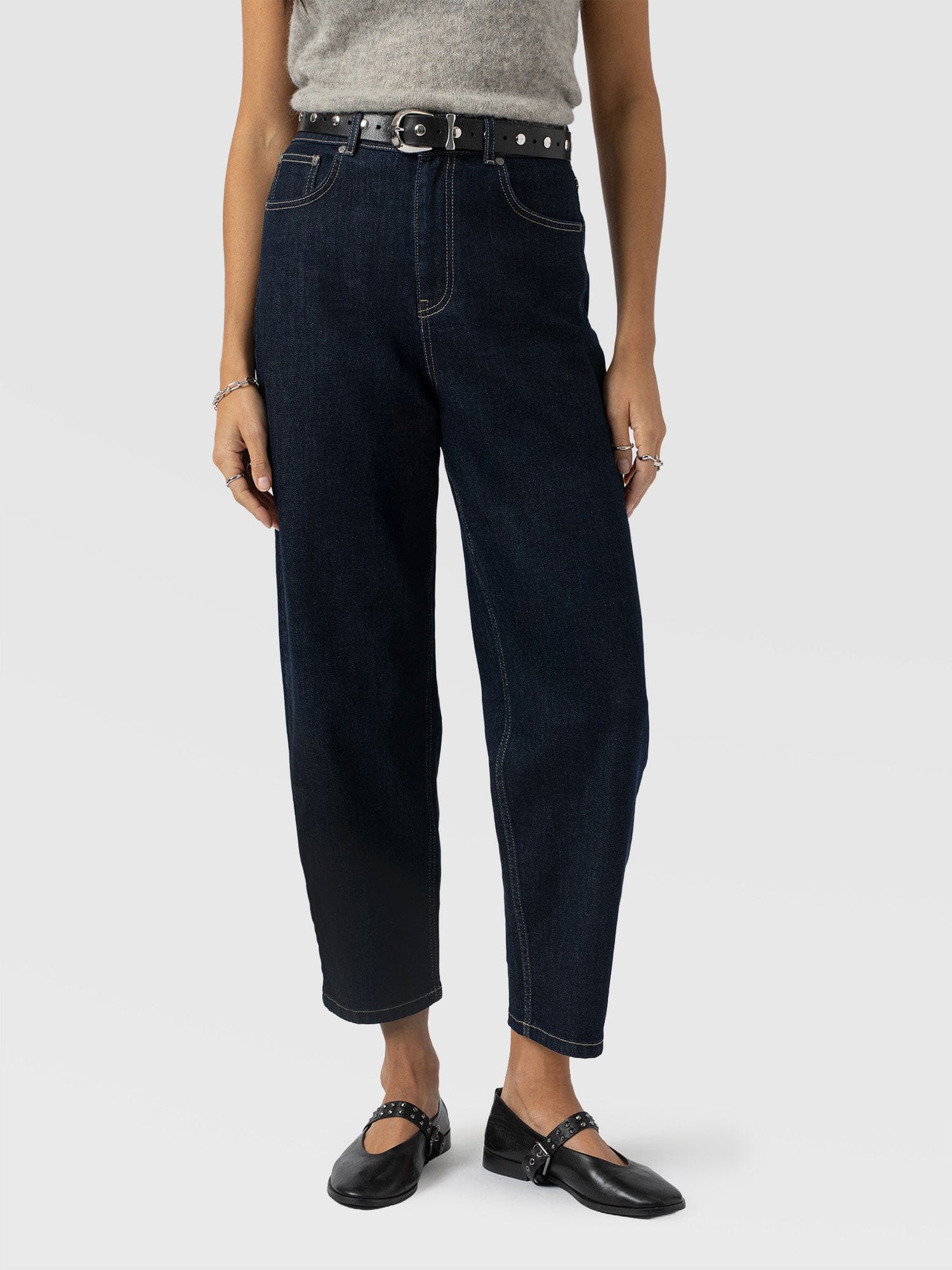 Barrel Leg Jean - Indigo - Women's Jeans | Saint + Sofia® EU
