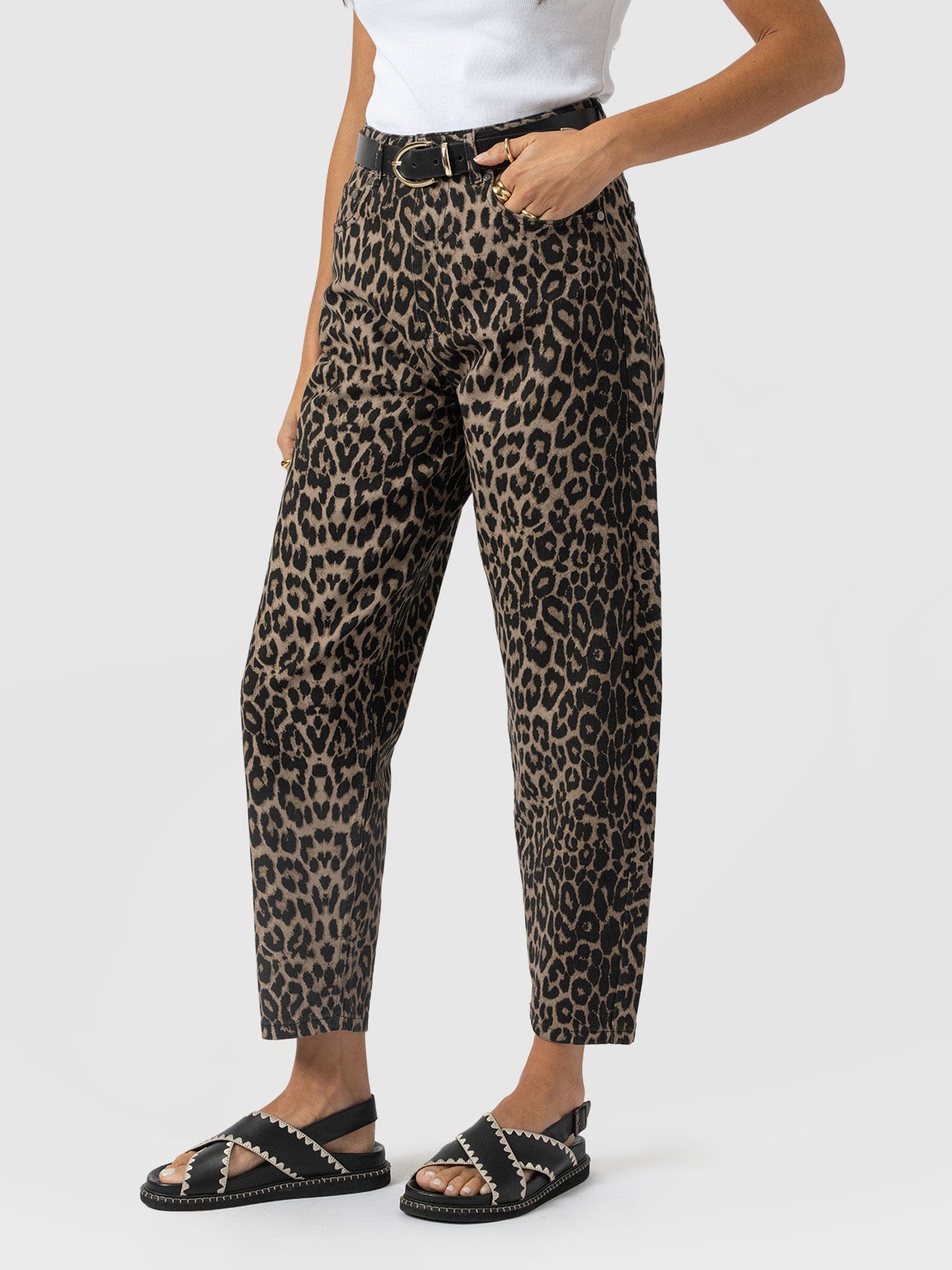 Barrel Leg Jean - Leopard - Women's Jeans | Saint + Sofia® EU
