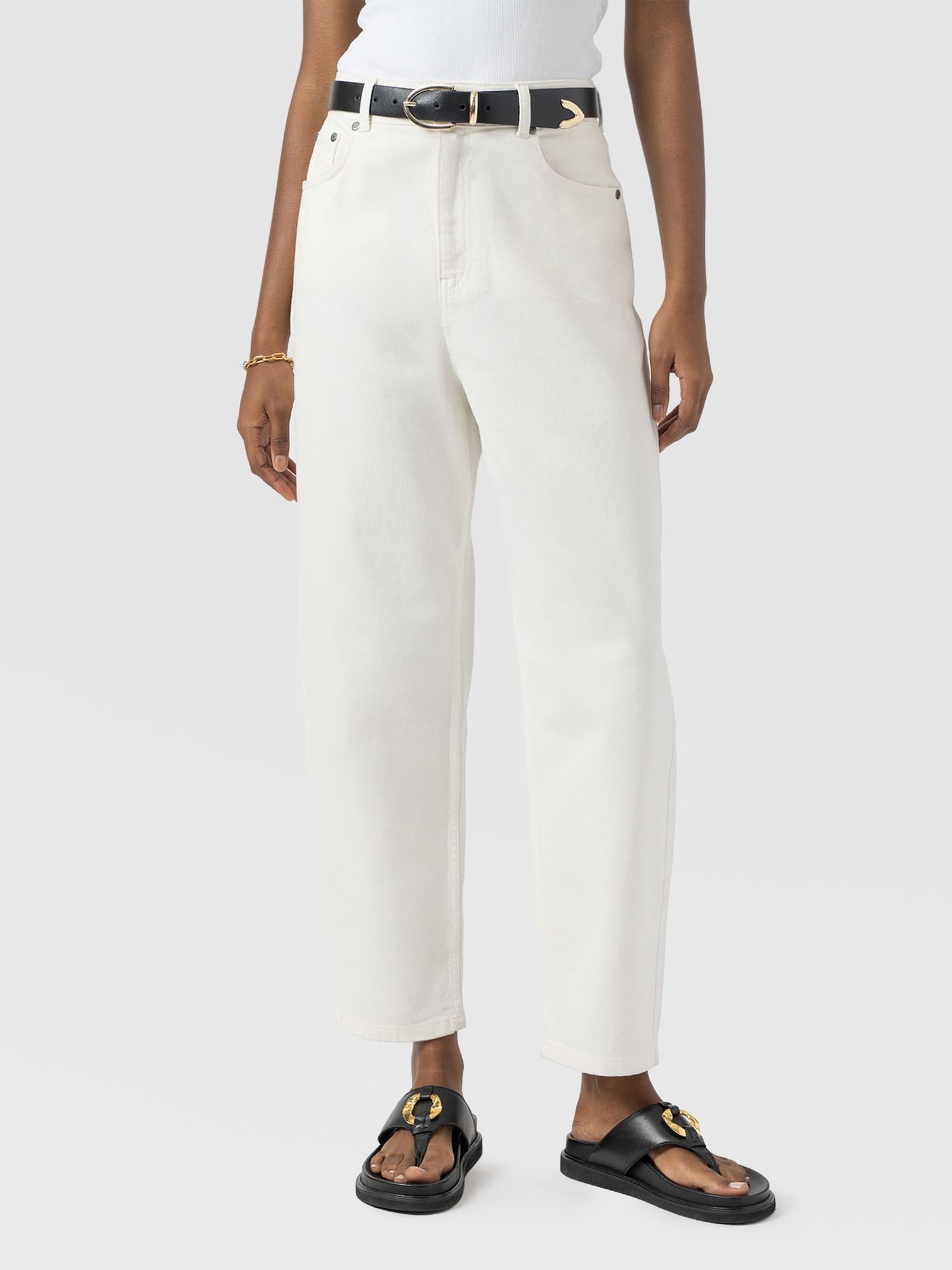 Barrel Leg Jean - White - Women's Jeans | Saint + Sofia® EU