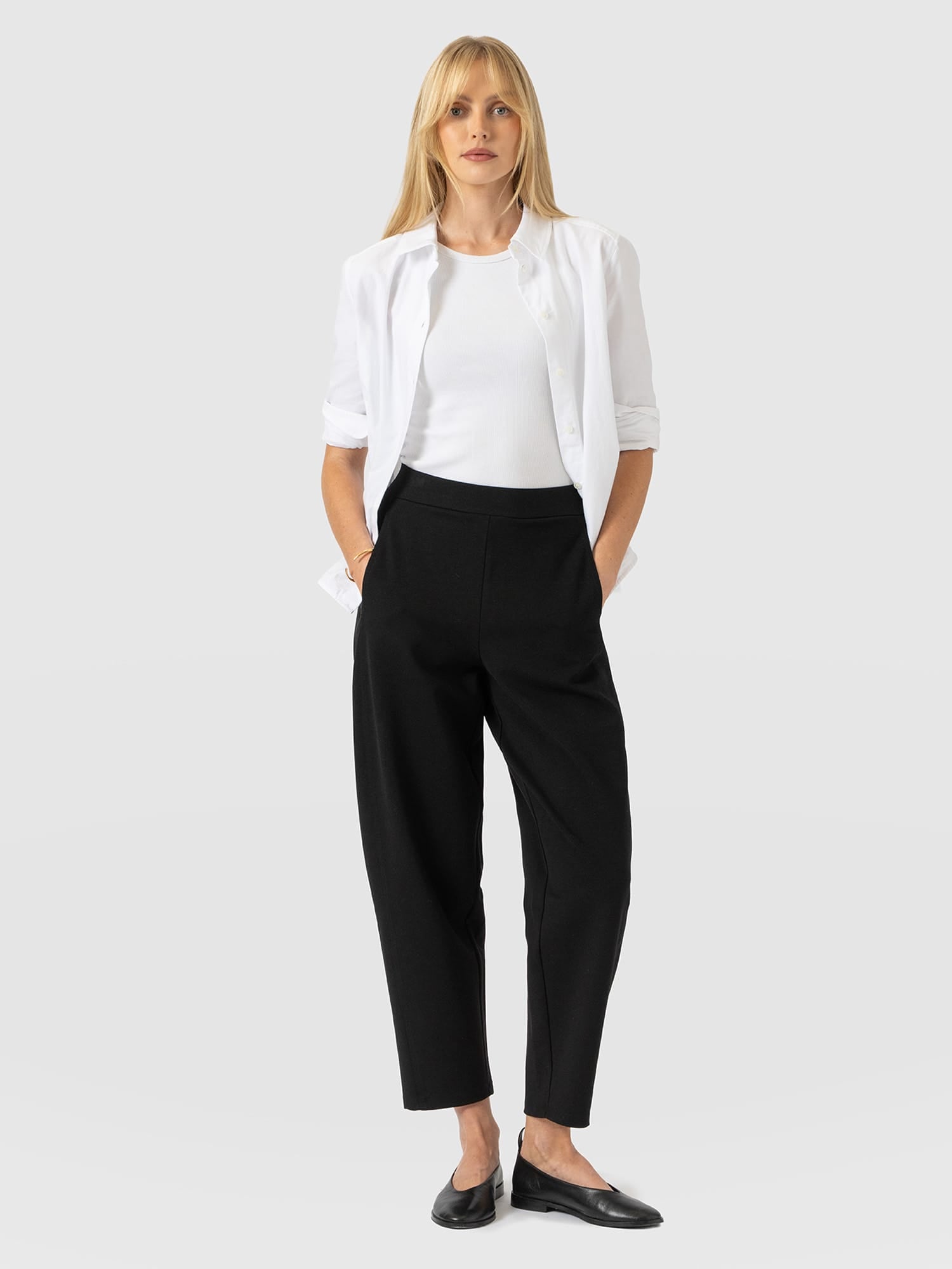Barrel Leg Jersey Pant - Black - Women's Trousers | Saint and Sofia® EU