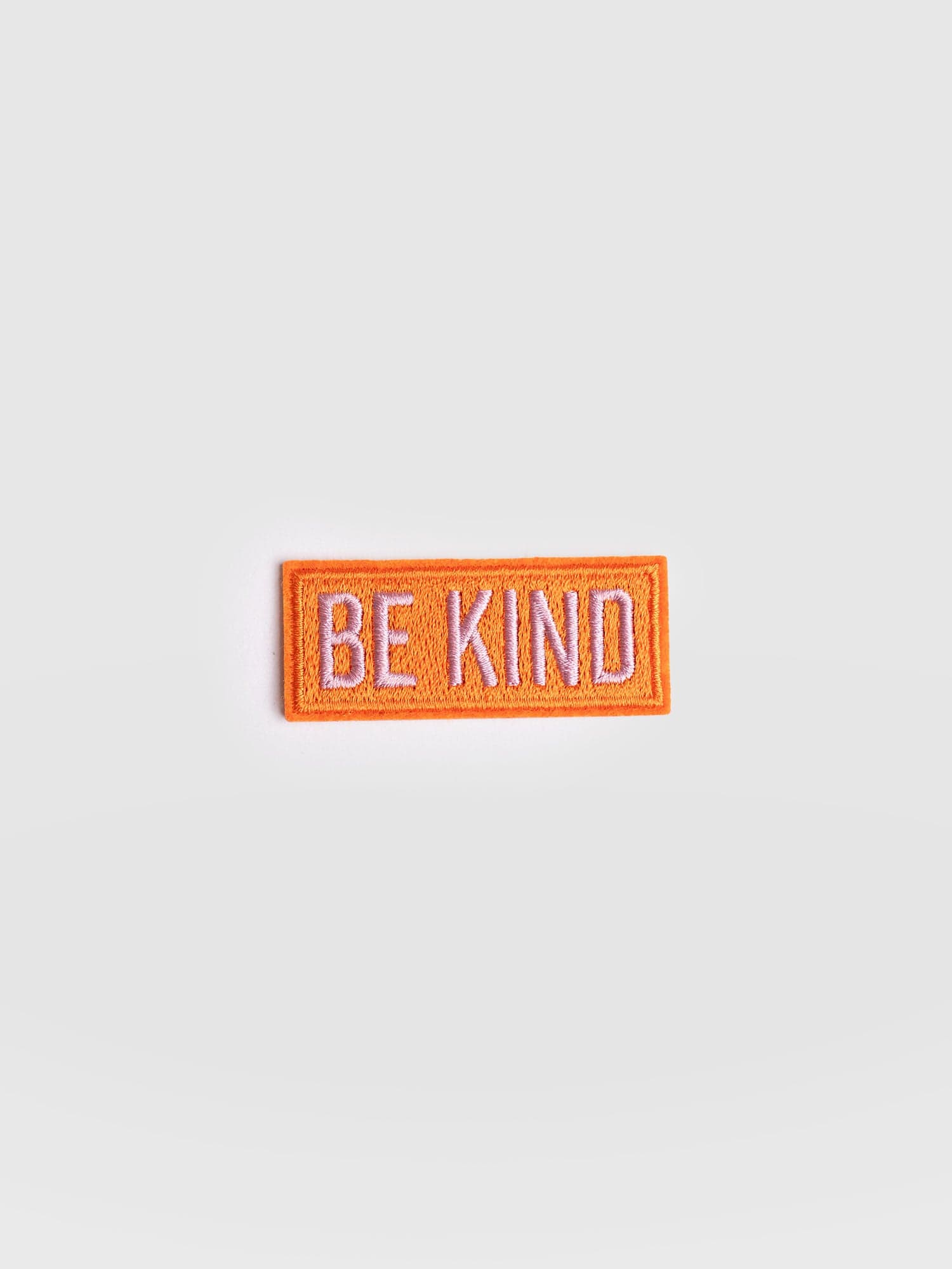 Be Kind Sticker Badge - Orange - Women's Accessories | Saint + Sofia® EU
