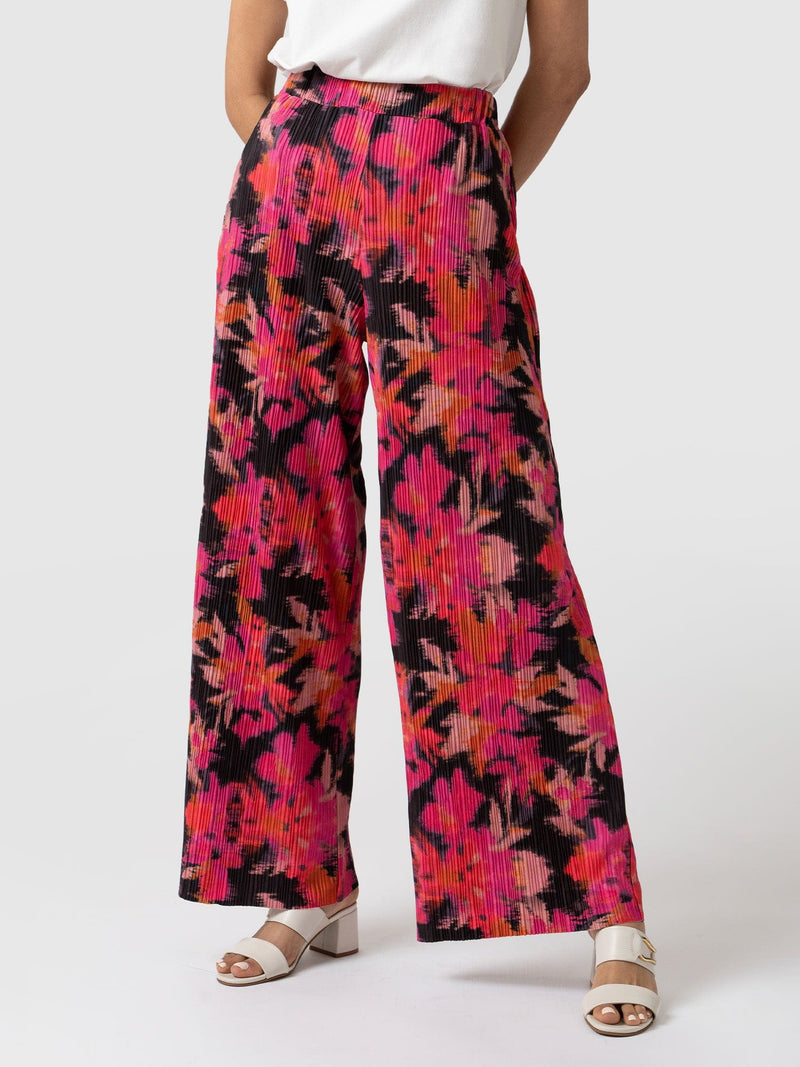 Betty Wide Leg Pant Black Soft Focus- Women's Trousers | Saint + Sofia® UK