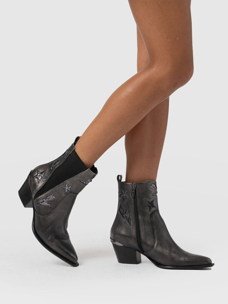 Billie Rock Boot Gunmetal - Women's Leather Boots | Saint + Sofia® EU