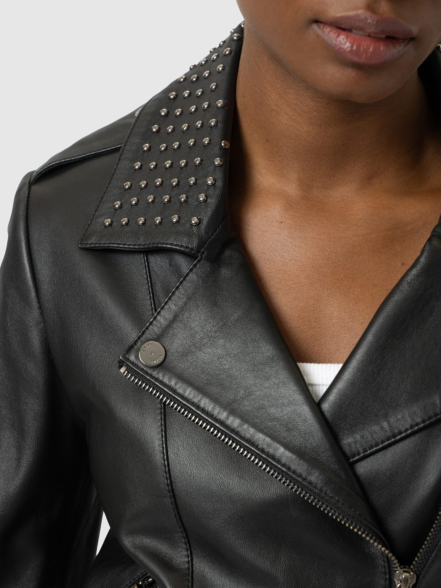 Bonham Studded Biker Jacket Black - Women's Leather Jacket | Saint and Sofia® EU