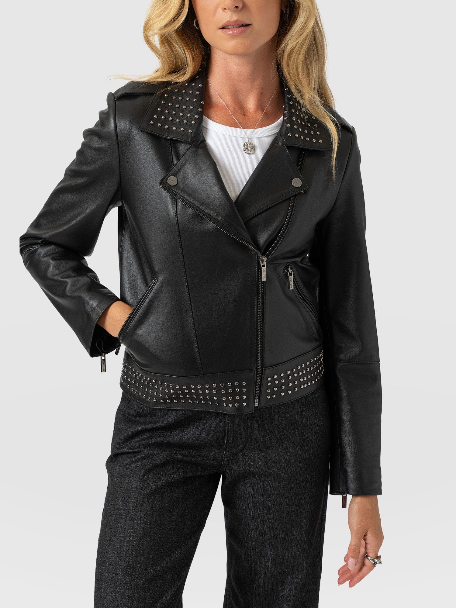 Bonham Studded Biker Jacket Black - Women's Leather Jacket | Saint + Sofia® EU