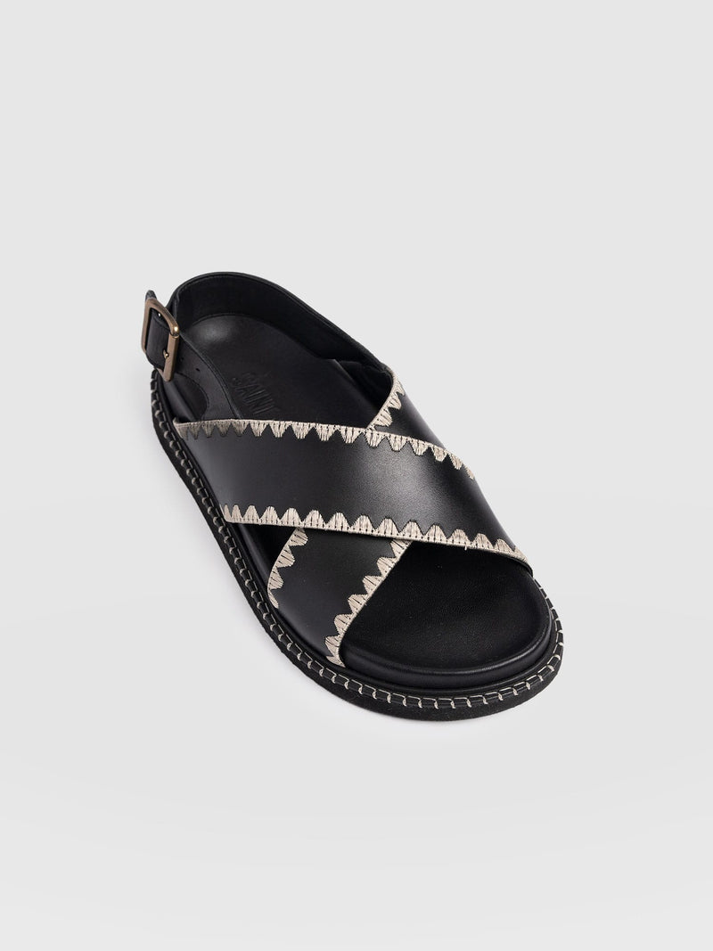 Bonnie Cross Over Sandals - Black - Women's Shoes | Saint + Sofia® EU