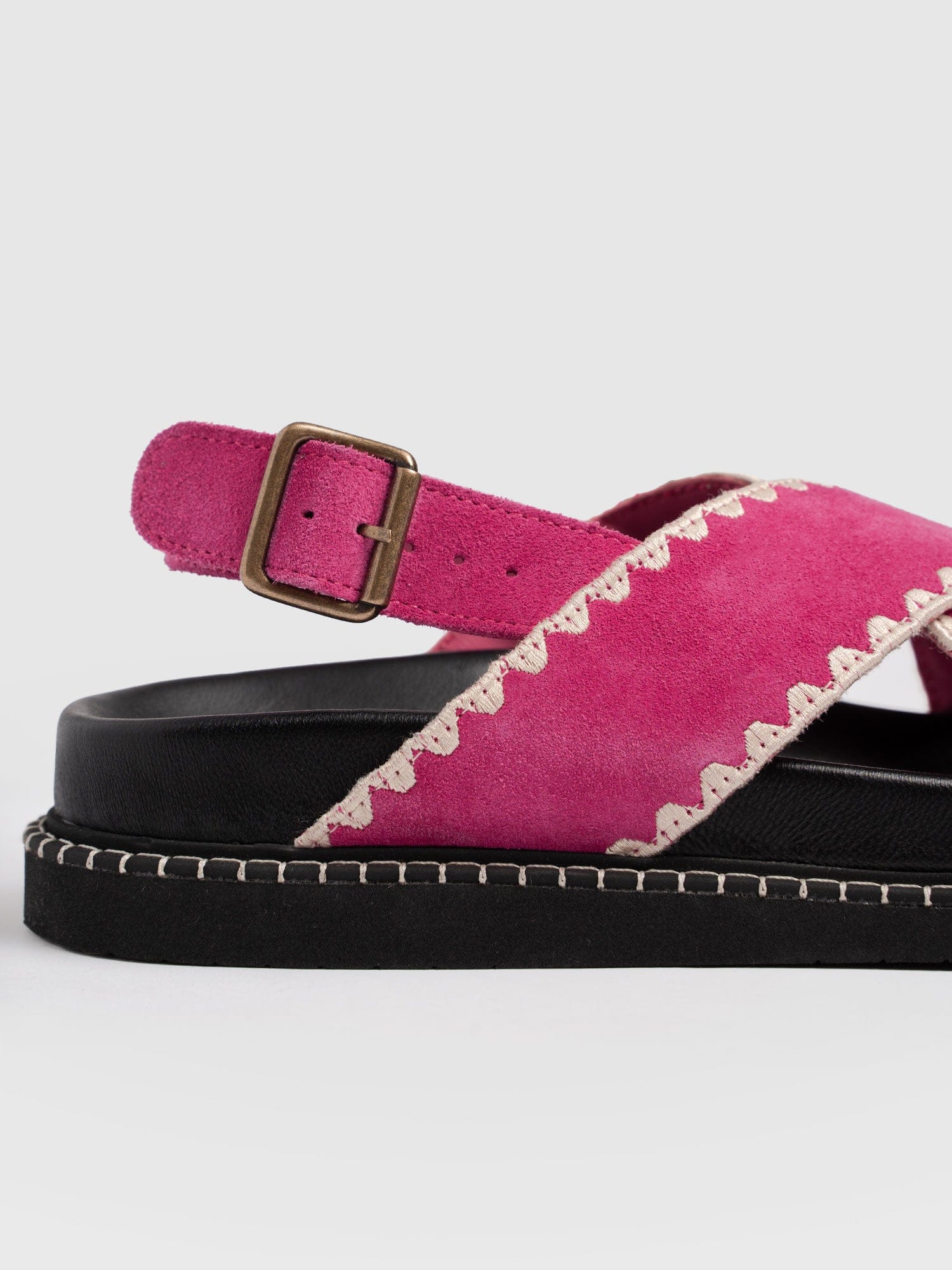 Bonnie Cross Over Sandals - Pink Suede - Women's Shoes | Saint + Sofia® EU