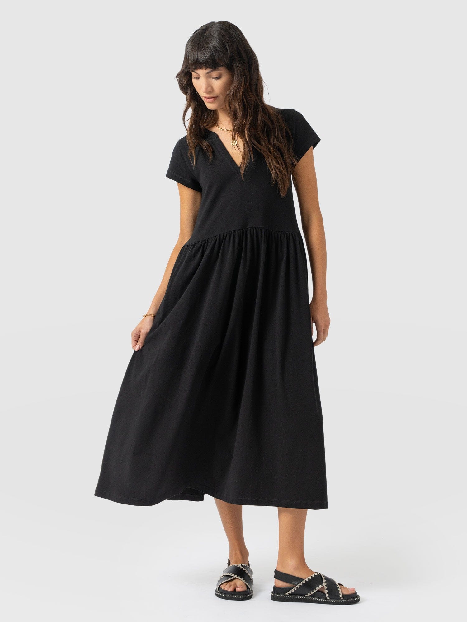 Bonnie V Neck Dress - Black - Women's Dresses | Saint + Sofia® EU