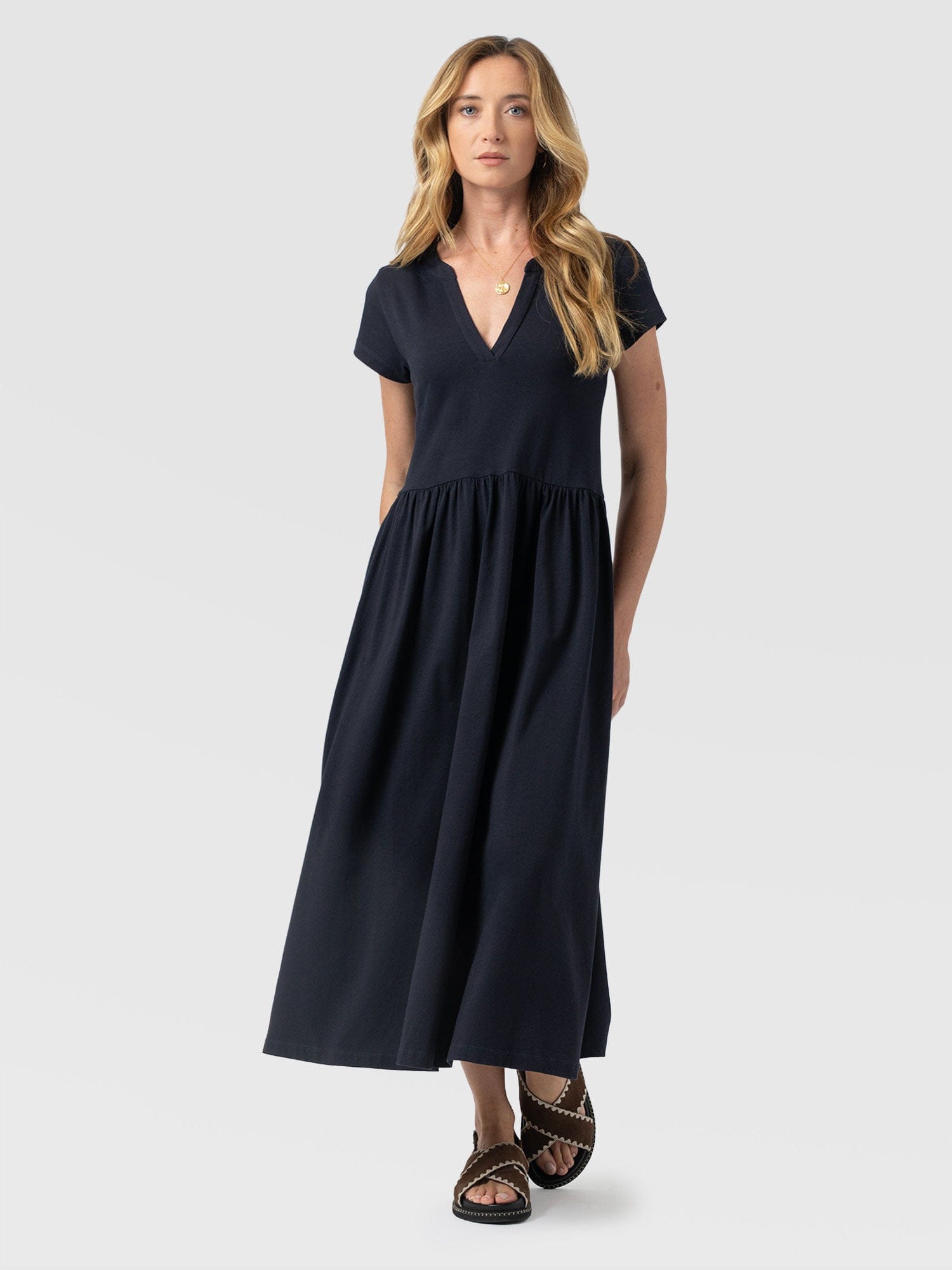 Bonnie V Neck Dress - Navy - Women's Dresses | Saint + Sofia® EU