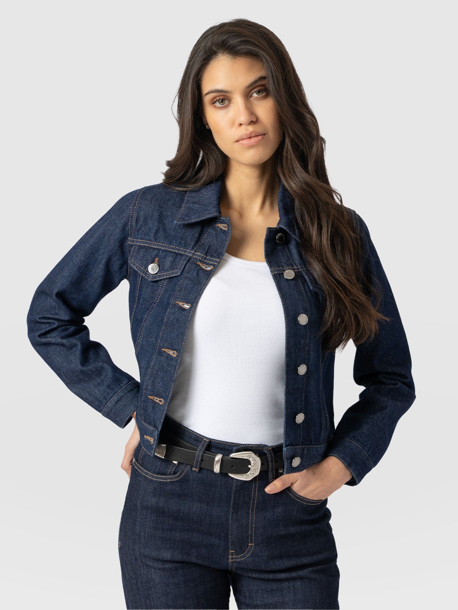 Bowie Denim Jacket - Indigo Blue - Women's Jackets | Saint + Sofia® EU