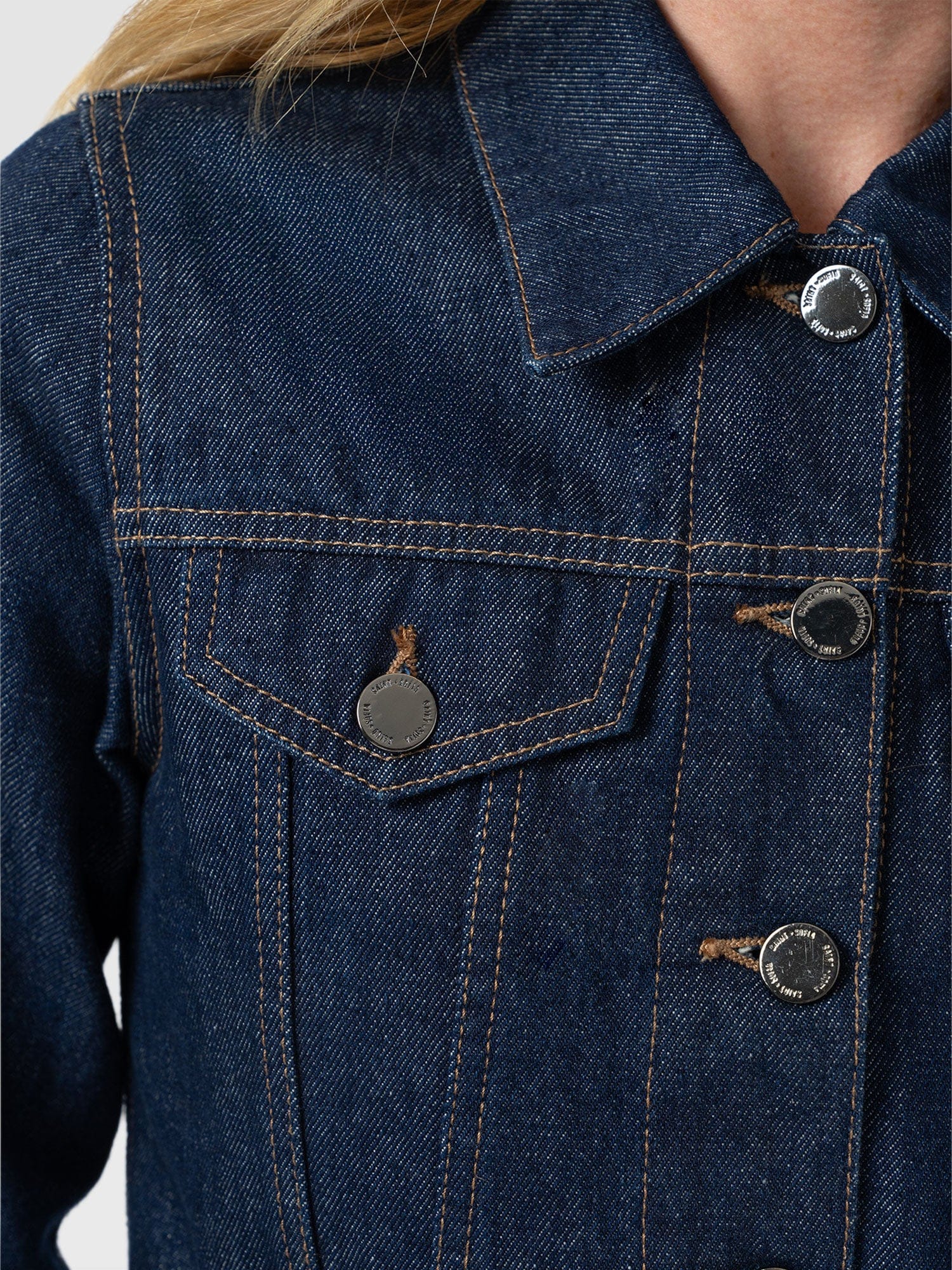 Bowie Denim Jacket - Indigo Blue - Women's Jackets | Saint + Sofia® EU