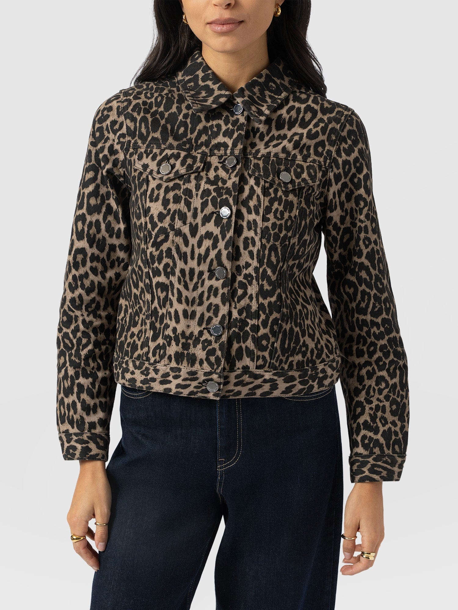 Bowie Denim Jacket - Leopard - Women's Jackets | Saint + Sofia® EU