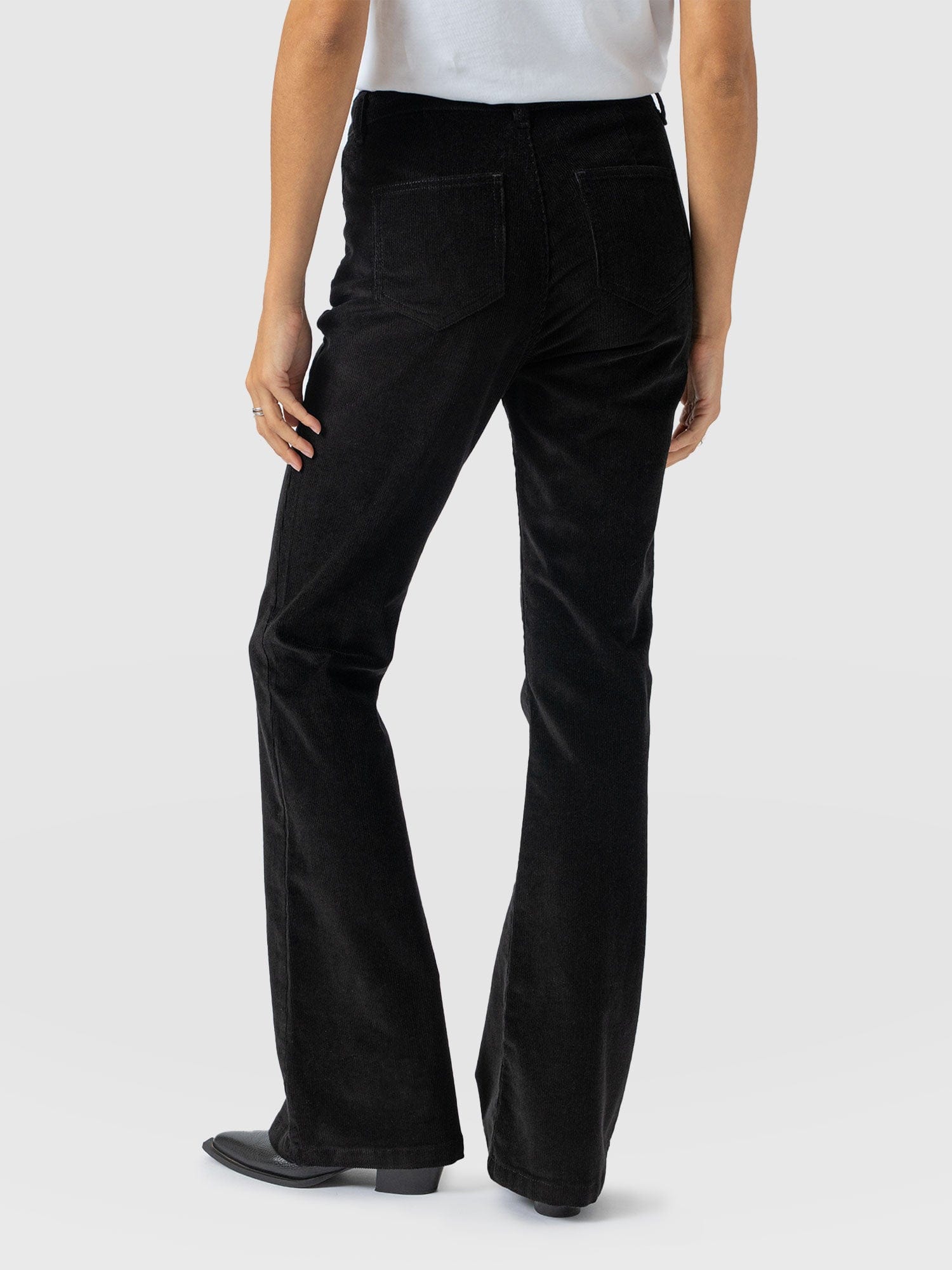 Bowie Flared Pant - Black Cord - Women's Trousers | Saint + Sofia® EU