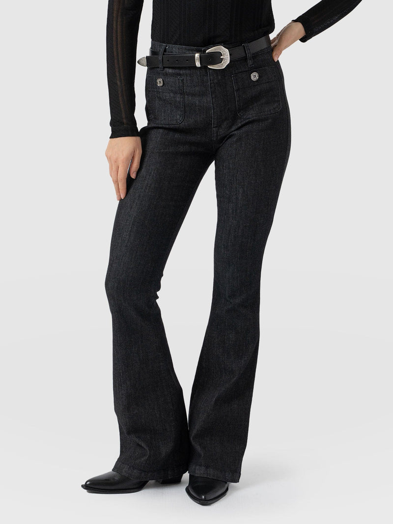 Bowie Stretch Flare Jean Back Wash - Women's Trousers | Saint + Sofia® EU