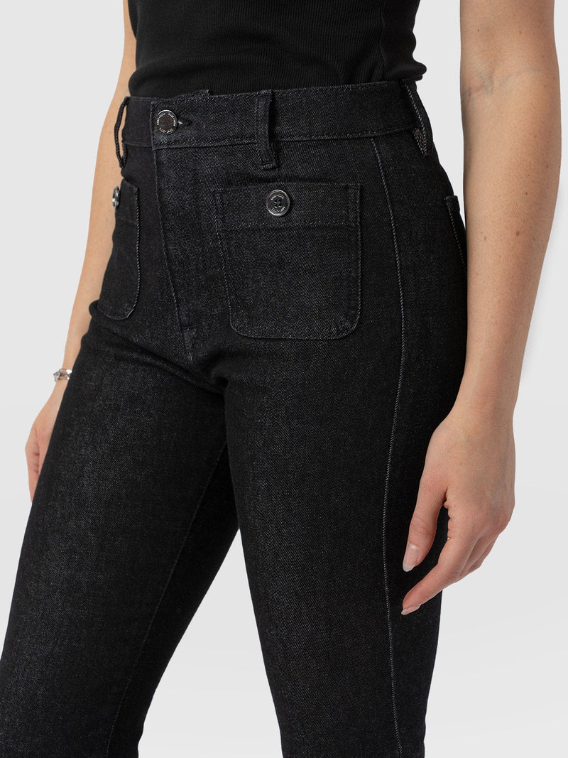 Bowie Stretch Flare Jean Back Wash - Women's Trousers | Saint + Sofia® EU