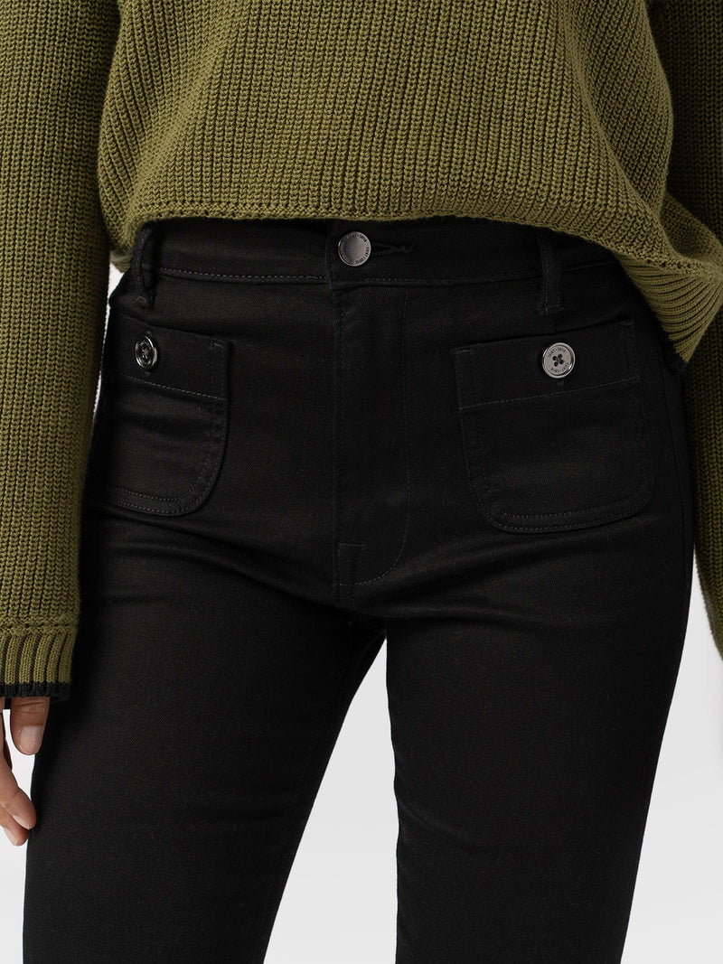 Bowie Stretch Flare Jean - Jet Black - Women's Denims | Saint + Sofia® EU