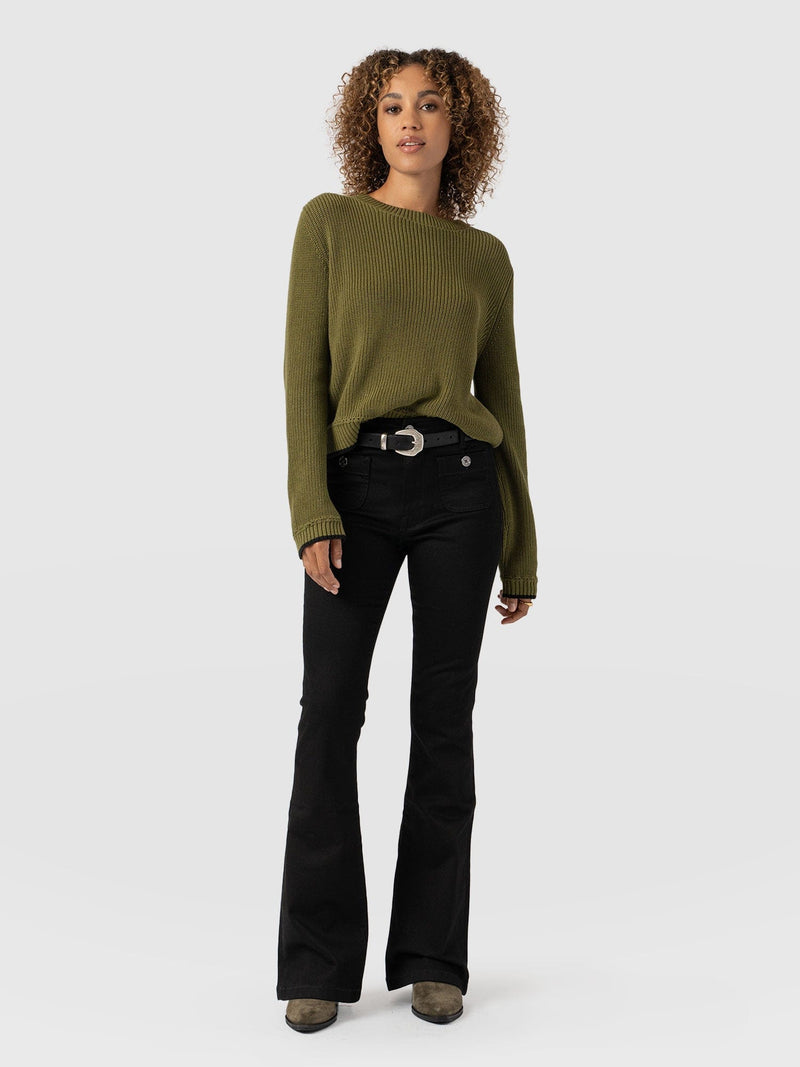 Bowie Stretch Flare Jean - Jet Black - Women's Denims | Saint + Sofia® EU