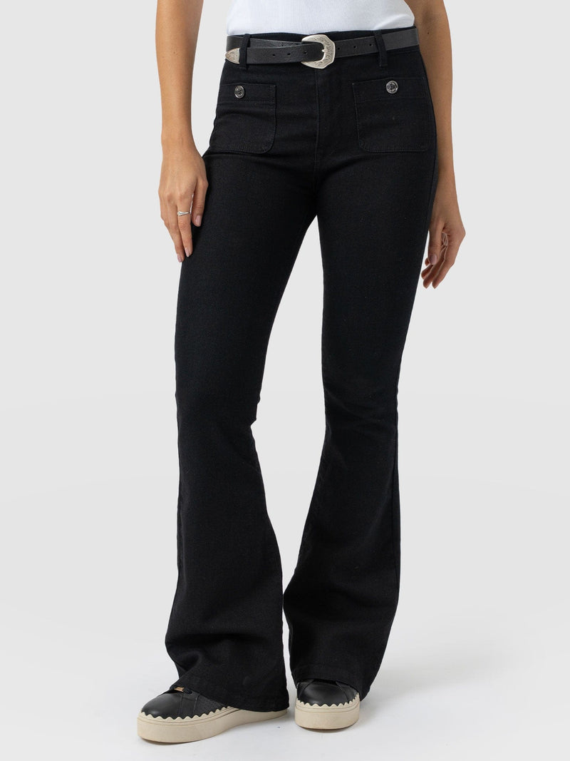 Bowie Stretch Flare Jean - Jet Black - Women's Denims | Saint + Sofia® EU