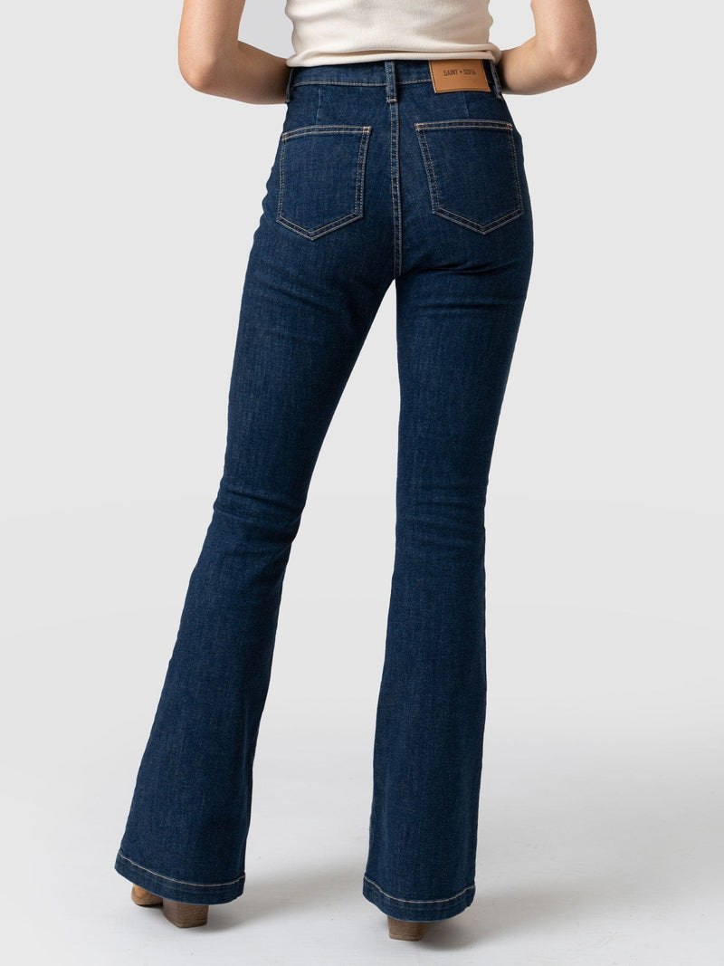 Bowie Stretch Flare Jeans Mid Blue - Women's Jeans | Saint + Sofia® EU