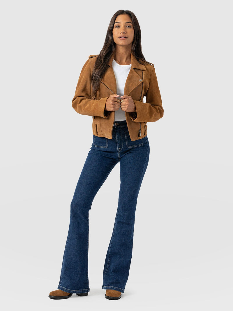 Bowie Stretch Flare Jeans Mid Blue - Women's Jeans | Saint + Sofia® EU