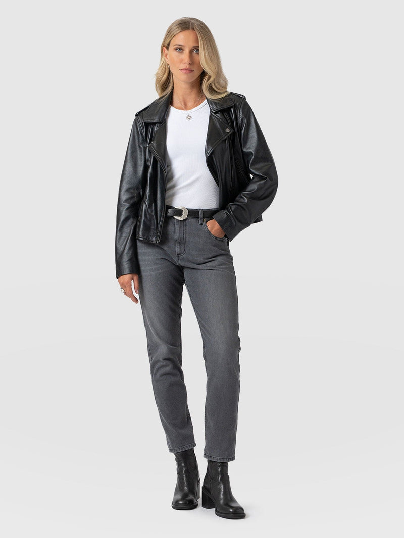 Boyfriend Jeans Black - Women's Jeans | Saint + Sofia® EU
