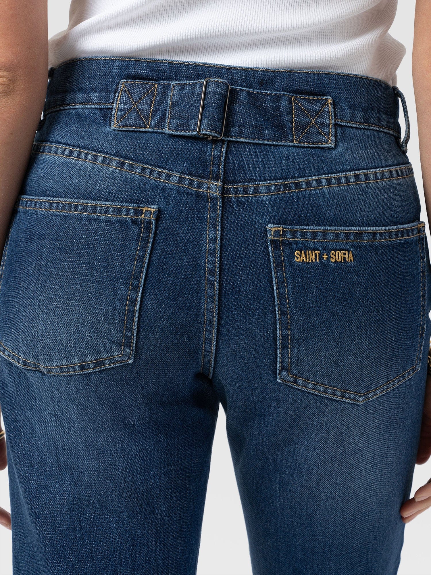 Boyfriend Jeans Mid Blue - Women's Jeans | Saint + Sofia® EU