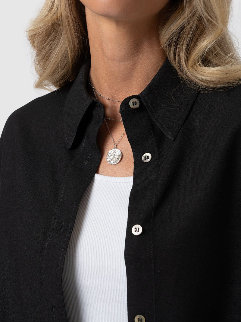 Boyfriend Shirt Black - Women's Linen Shirts | Saint + Sofia® EU