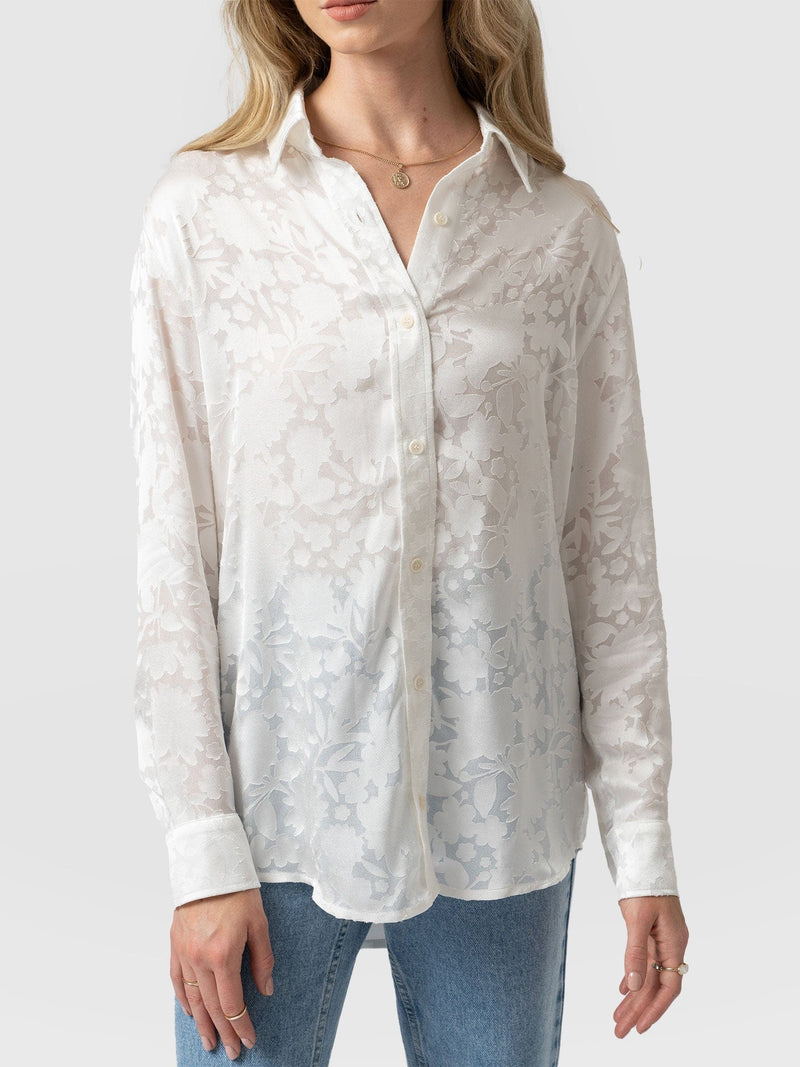 Boyfriend Shirt White Burnout - Women's Shirts | Saint + Sofia® EU