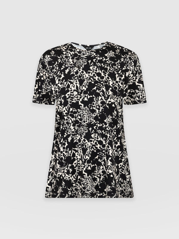 Boyfriend Tee Black Cream Floral - Women's T-Shirts | Saint + Sofia® EU