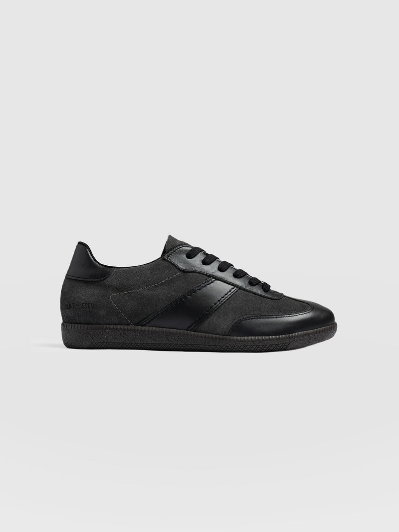 Broadway Trainer Black - Women's Trainers | Saint + Sofia® EU