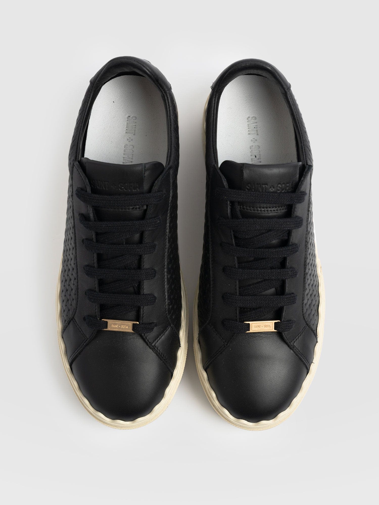 Brook Scallop Trainer Black - Women's Trainers | Saint + Sofia® EU