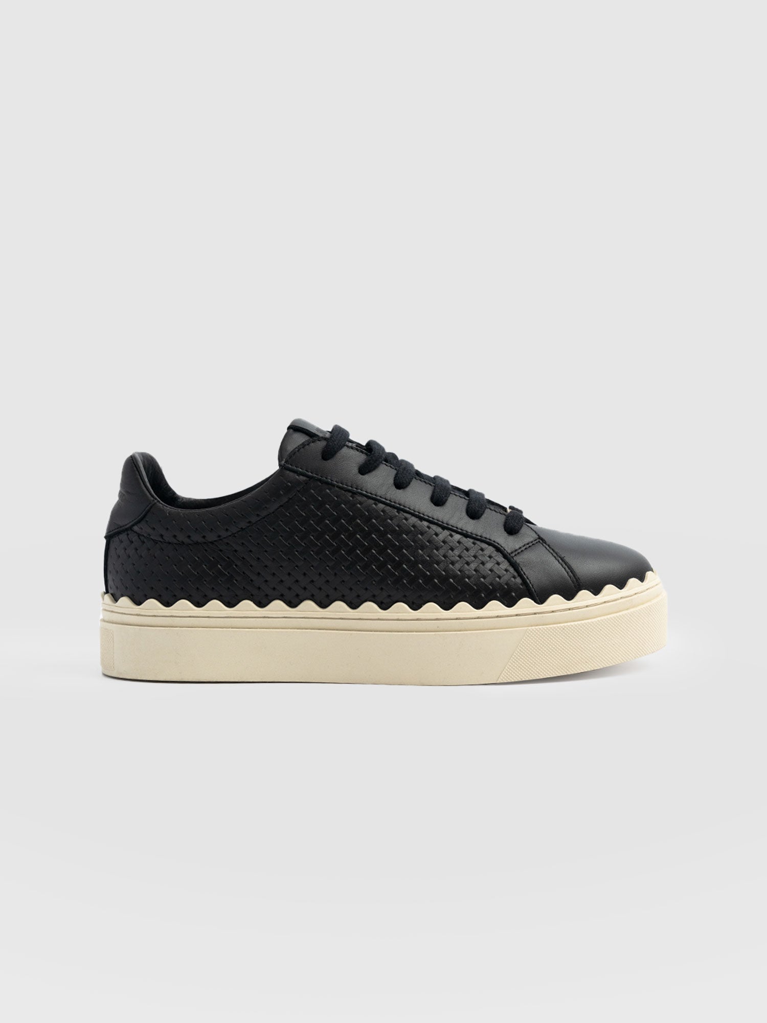 Brook Scallop Trainer - Black